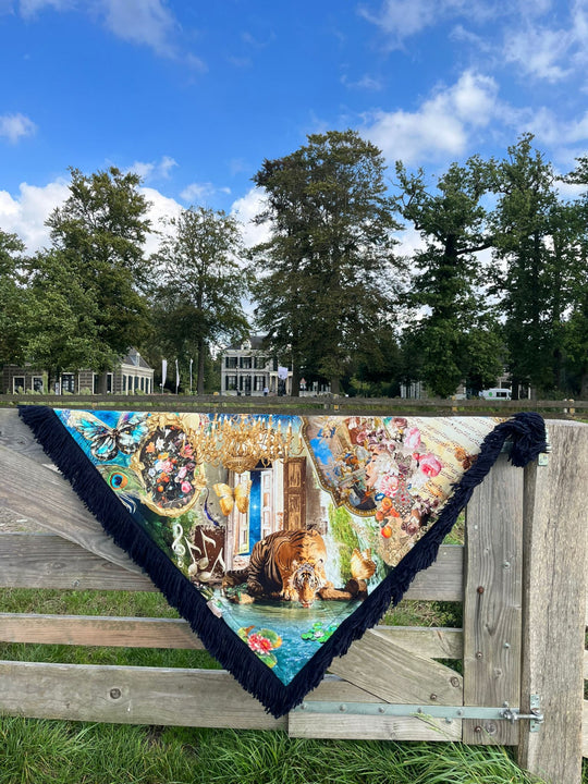 Boucle World of Wonders | Dark blue